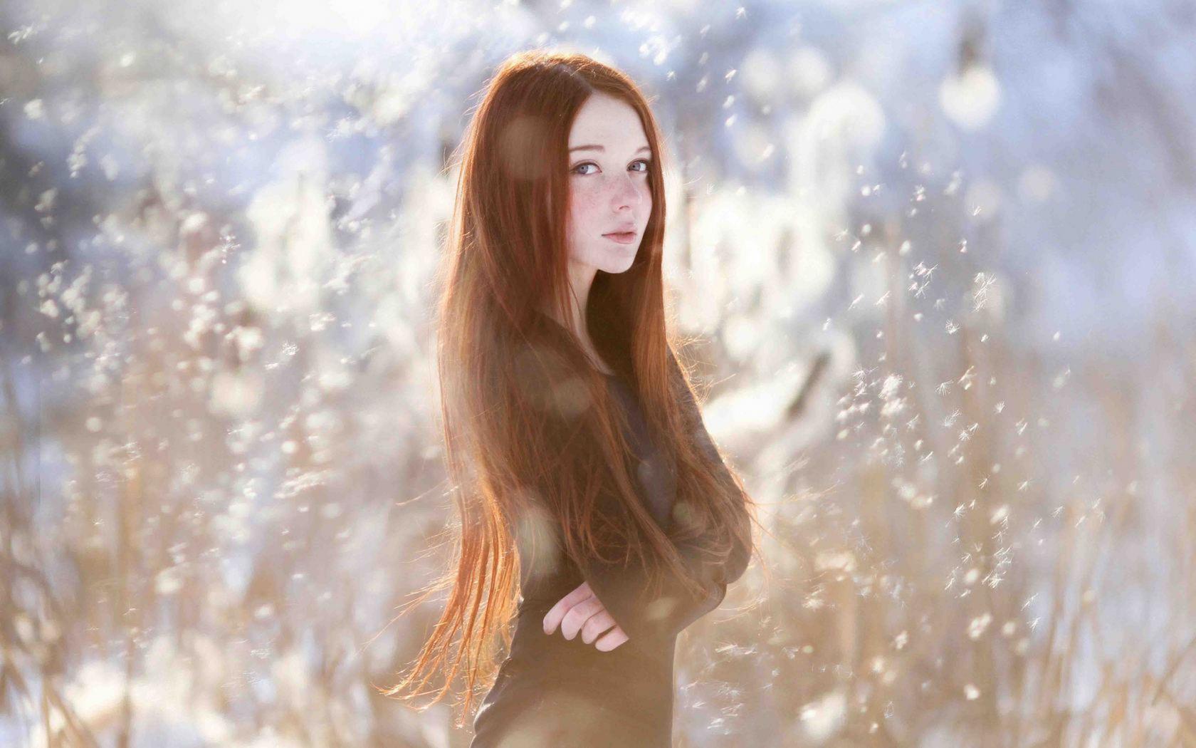 Девушки
